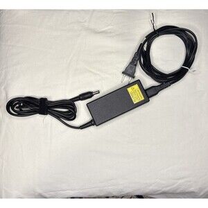 Genuine Toshiba PA3917u-1ACA PA3467U-1ACA PA3714U-1ACA PA-1650-21 Laptop Charger
